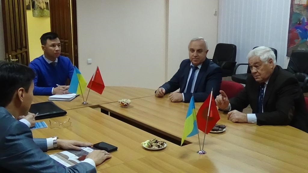 Досягнута домовленість щодо підписання меморандуму між громадським об'єднанням «Аграрна платформа Киргизстану» та Національною академією аграрних наук України