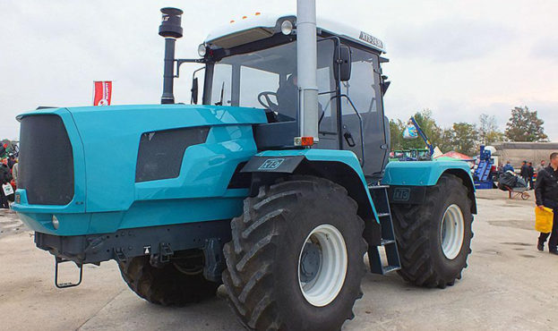 Харківський тракторний завод презентував нову модель трактора